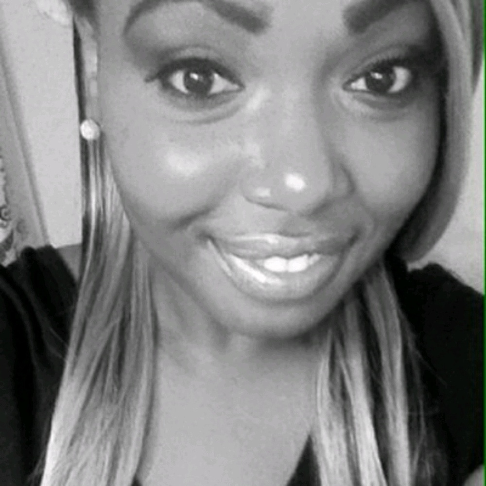 Meet your Posher, Annalishia